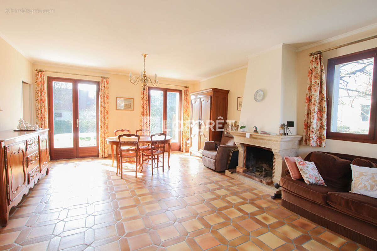 Maison à GIF-SUR-YVETTE