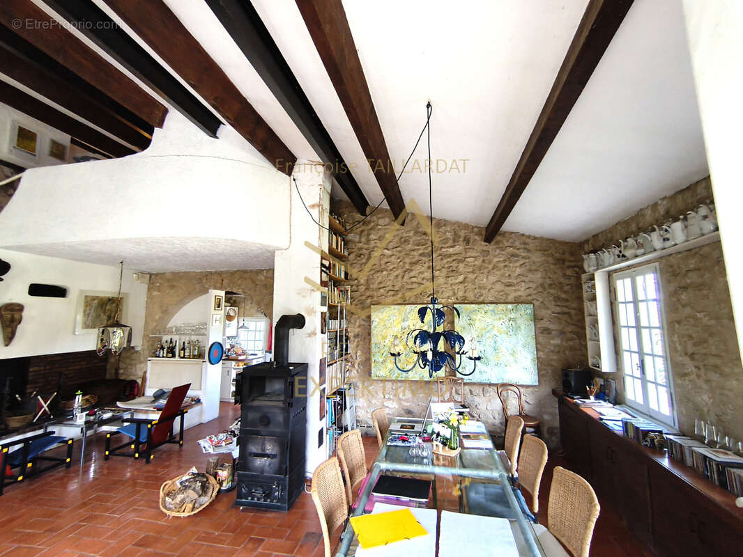 Maison à MORMOIRON