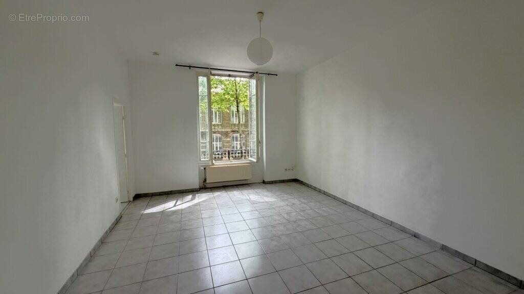 Appartement à LYON-6E