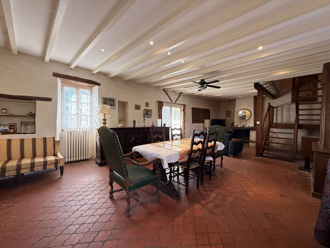 Maison à CAUZAC