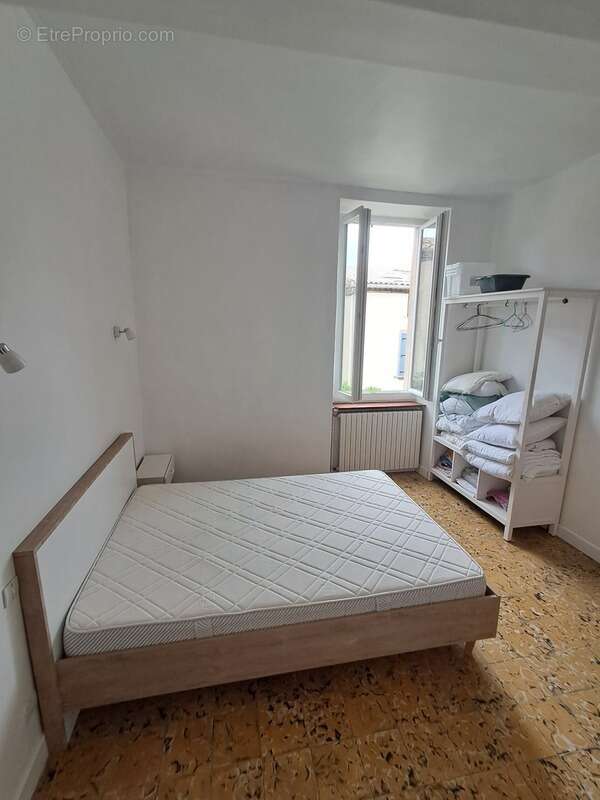 Charme, authenticité et 204 m² de potentiel à Pennautier ! - photo 8