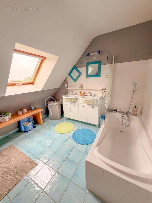 LANDEVANT - Superbe proprieté sur près de 2 hectares de terrain - Piscine - photo 11