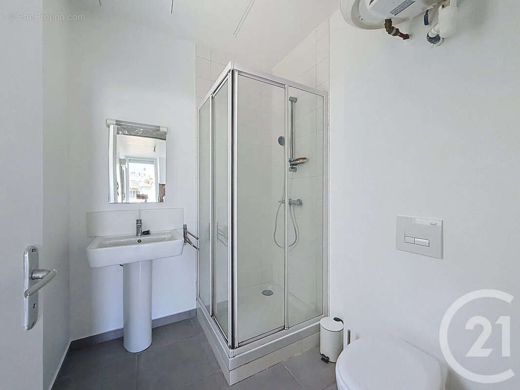 Appartement 18 m² à Angers  - photo 4