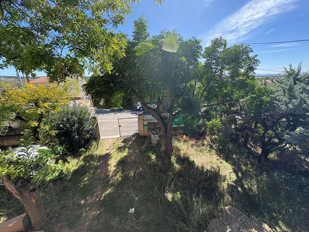 Maison à LA FARE-LES-OLIVIERS