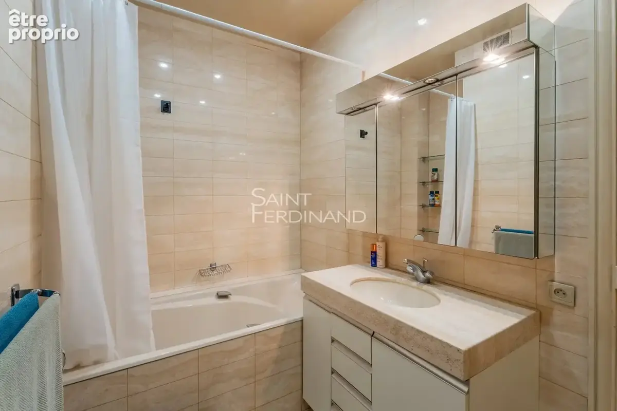 Paris 8eme - Villiers -Parc Monceau - 2/3 chambres Appartement haussmannien de caractère - photo 6