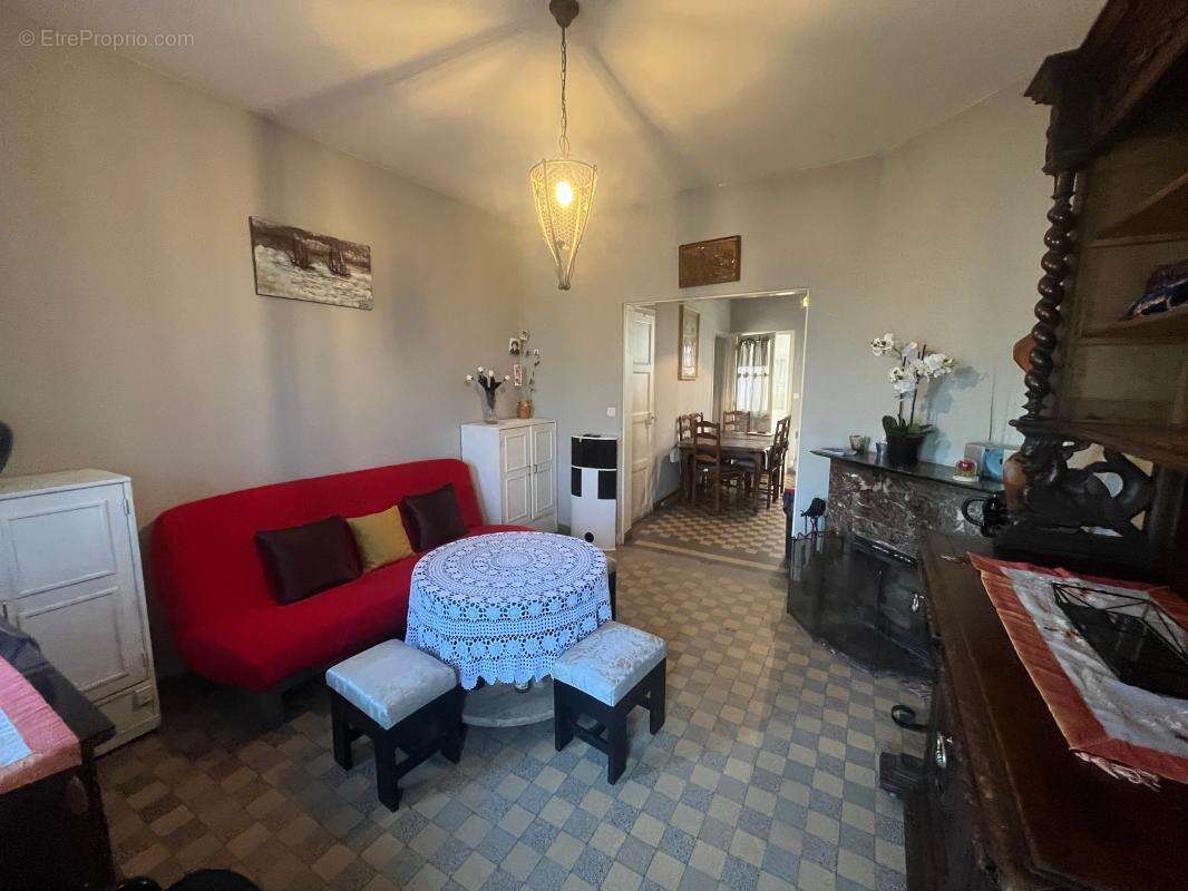 Maison à Vendre à TERGNIER proche gare - photo 2