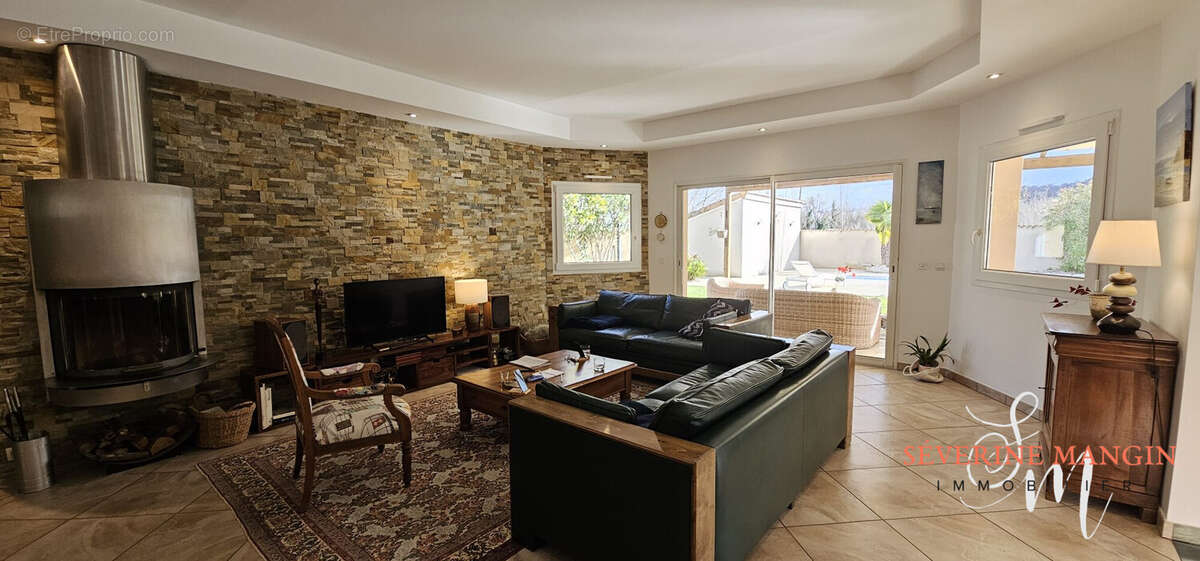 Maison à LA ROCHE-DE-GLUN