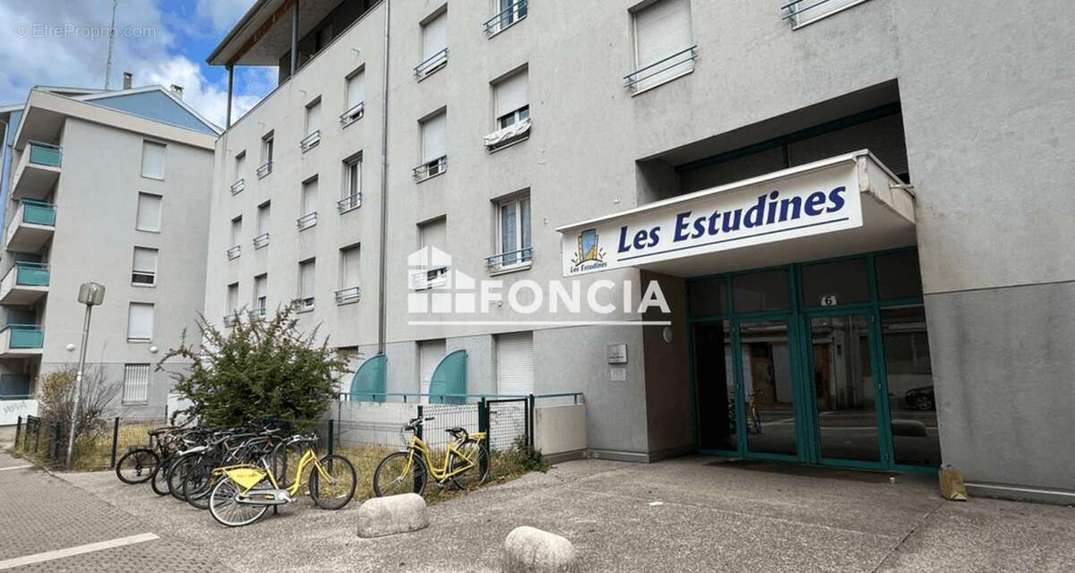 Appartement à FONTAINE
