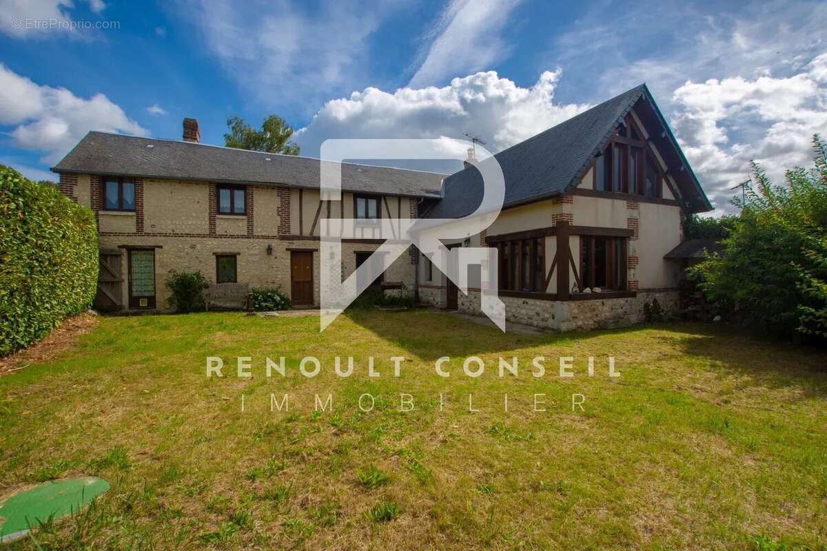 Maison à SAINT-MARTIN-DE-BOSCHERVILLE