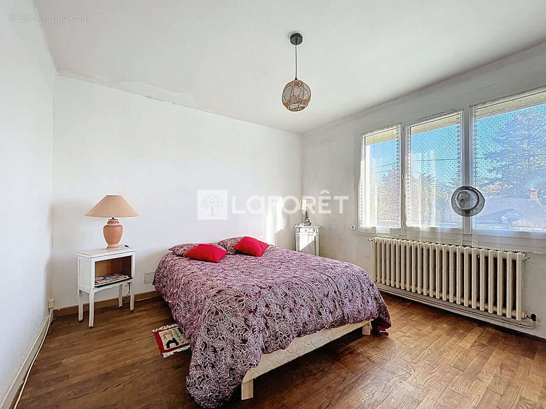 Maison Porcaro 6 pièce(s) 130 m2 - 5 Chambres - photo 12