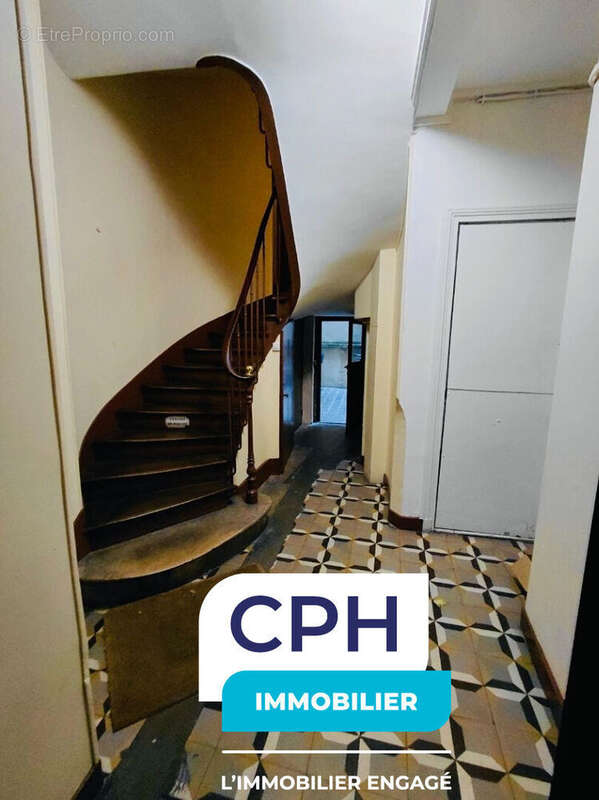 Appartement à PARIS-18E