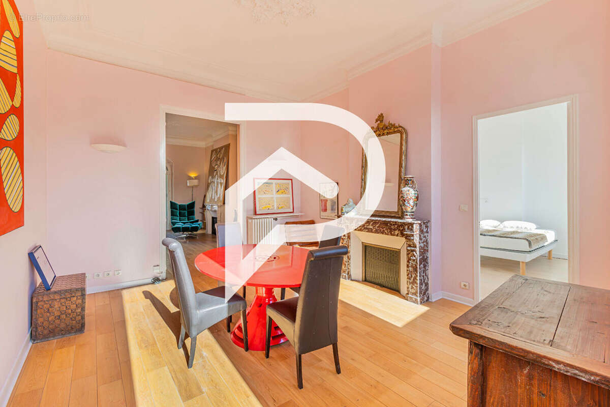 Appartement à MARSEILLE-8E