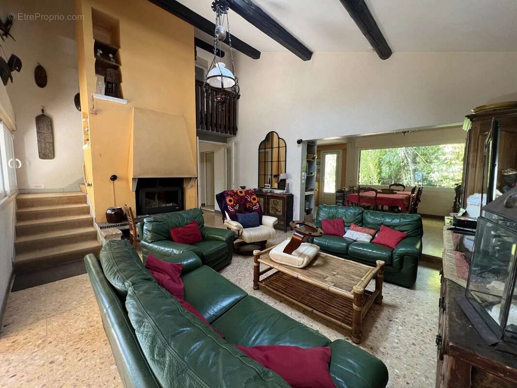 Maison à MONTFRIN