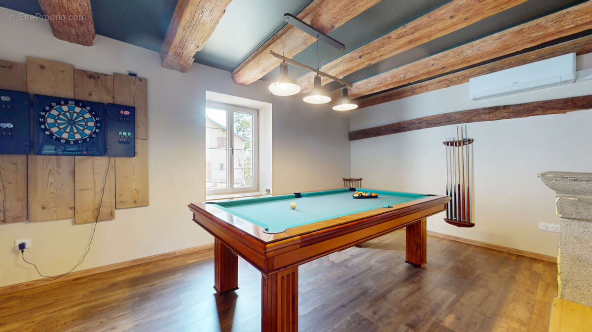 Commerce à ORCHAMPS