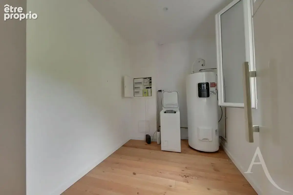 SOUSTONS-PLAGE -Maison de maître rénovée de 176 m² avec grange de 120 m² sur un airial - photo 10