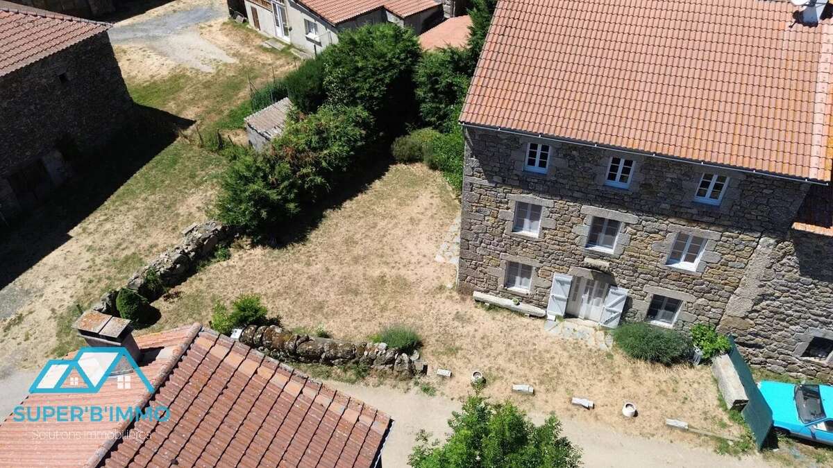Maison en pierre sur le chemin de Saint Jacques - photo 17