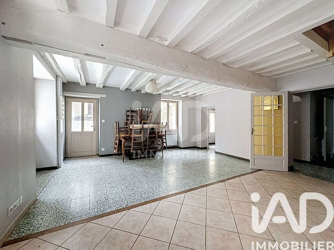 Maison 115 m² à Chitry  - photo 4