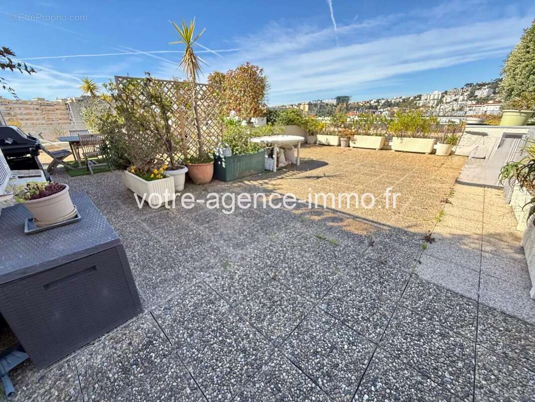 Appartement à NICE