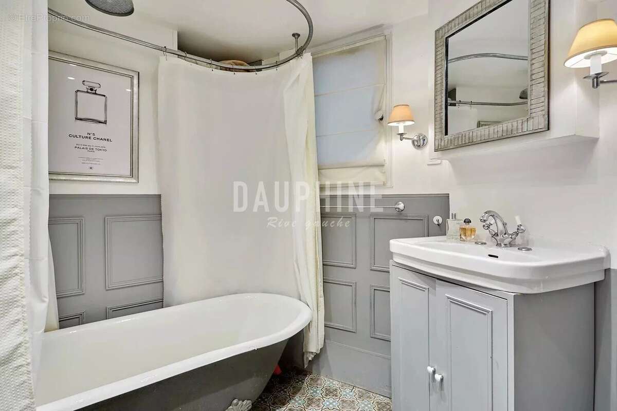 Appartement à PARIS-6E