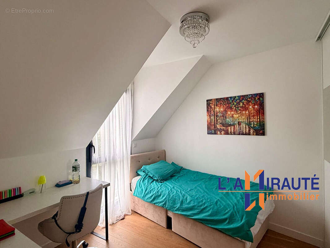 Appartement à MAISONS-LAFFITTE