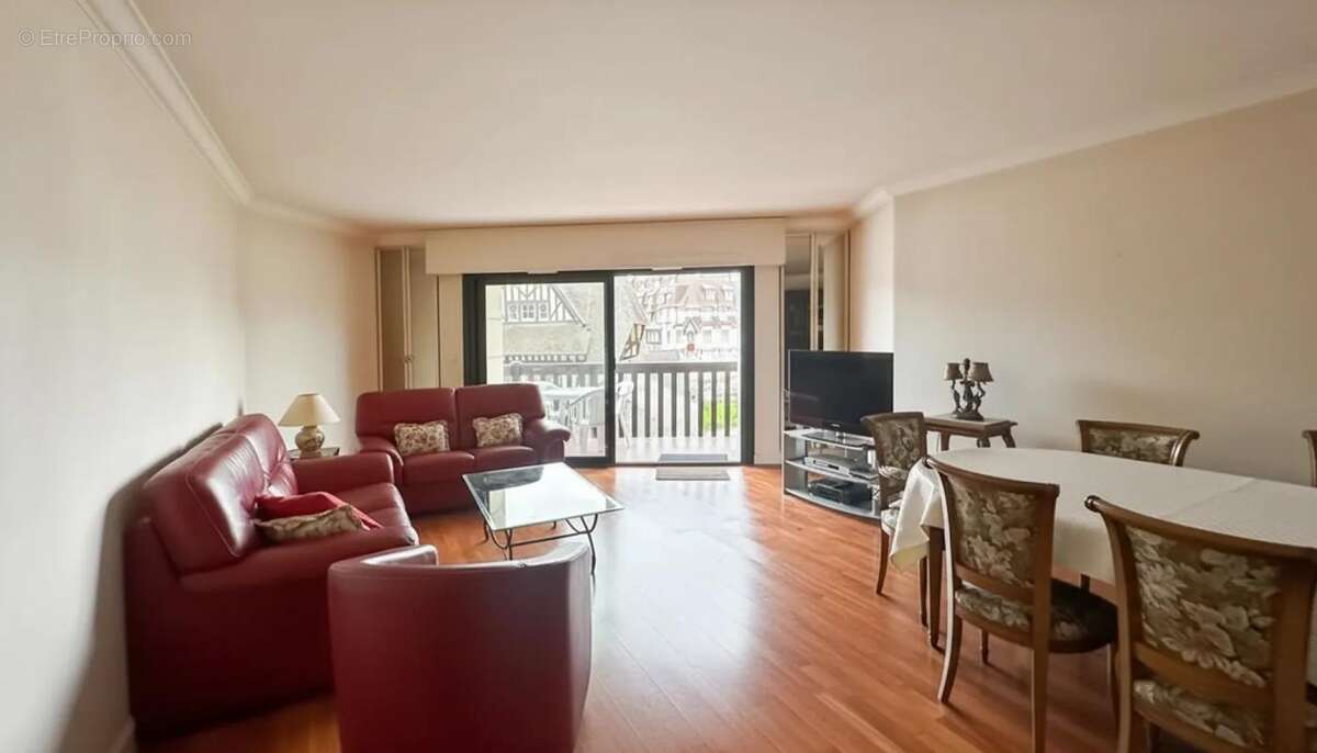 Appartement à DEAUVILLE