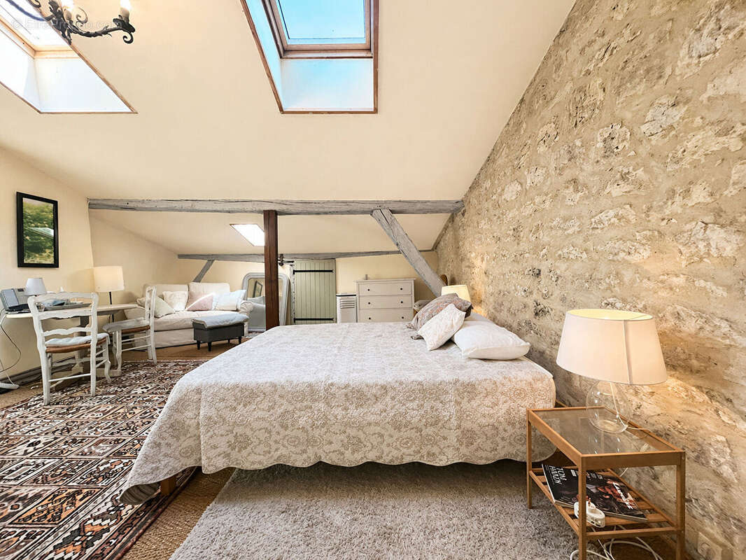 Belle Maison de Village du 14e siècle - photo 14