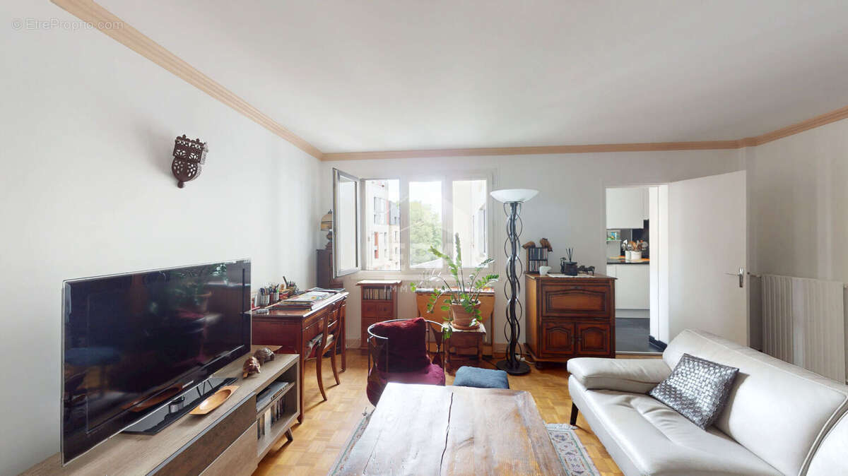 Appartement à PARIS-19E