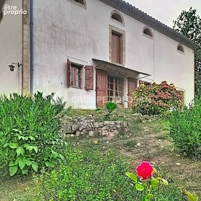 Maison 6 pièces 208 m² à vendre à Bourg-Saint-Bernard (31570) - photo 1