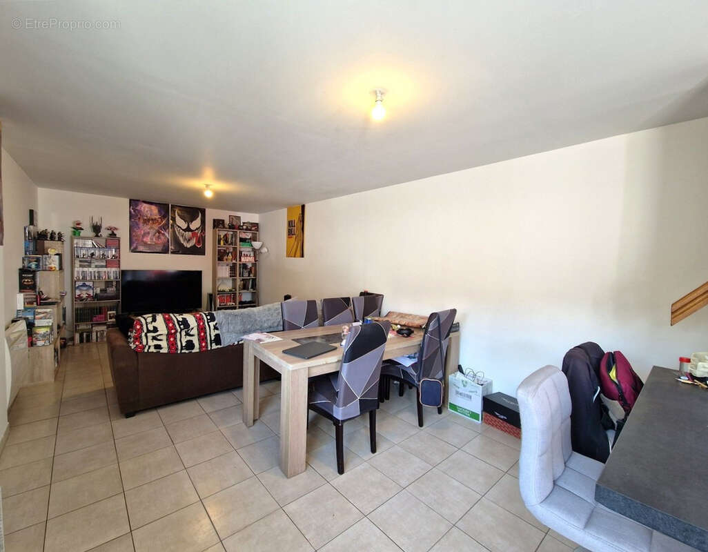 Appartement à SAINT-REMY-SUR-AVRE