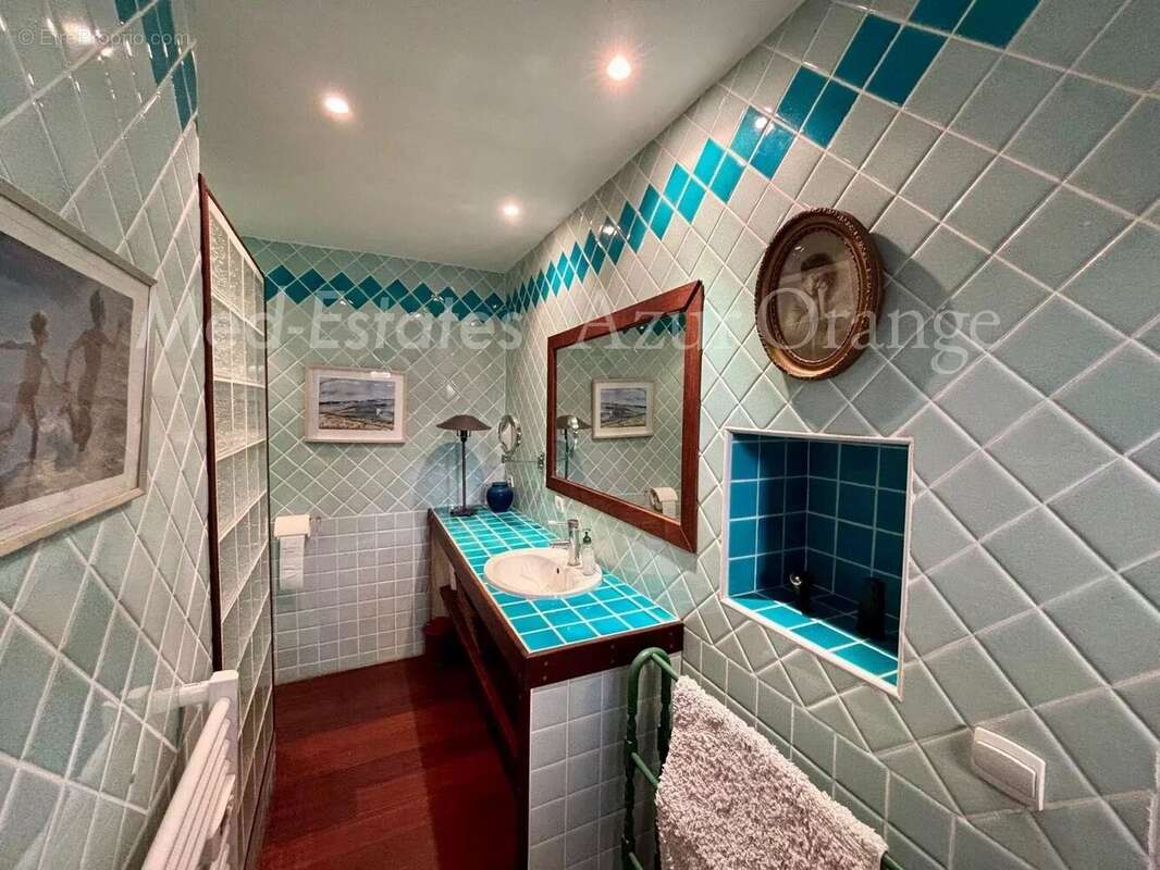 Appartement à LA GARDE-FREINET