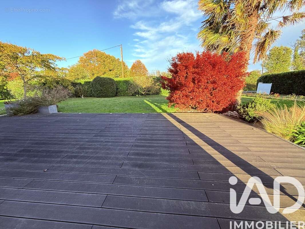 Photo 3 - Maison à BERUGES