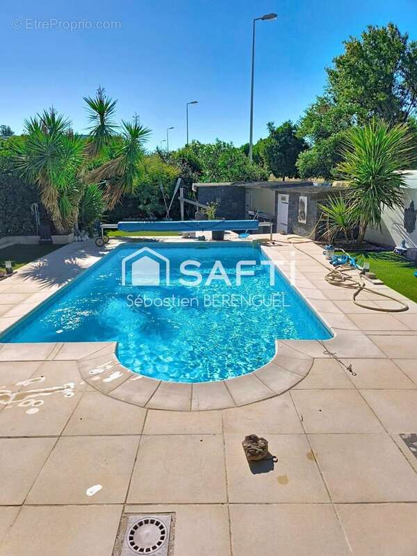 Photo 5 - Commerce à GIGEAN