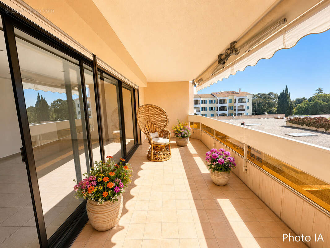 Appartement à HYERES