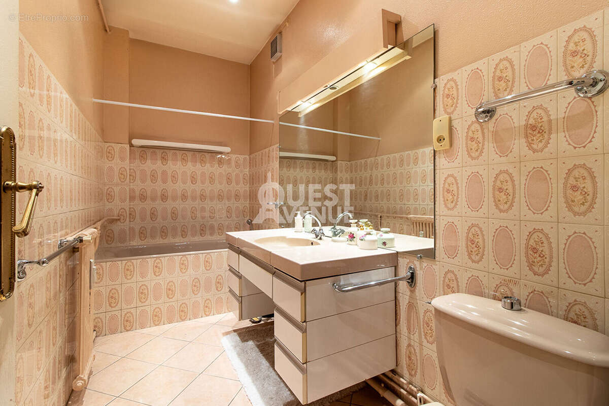 Appartement à BOULOGNE-BILLANCOURT