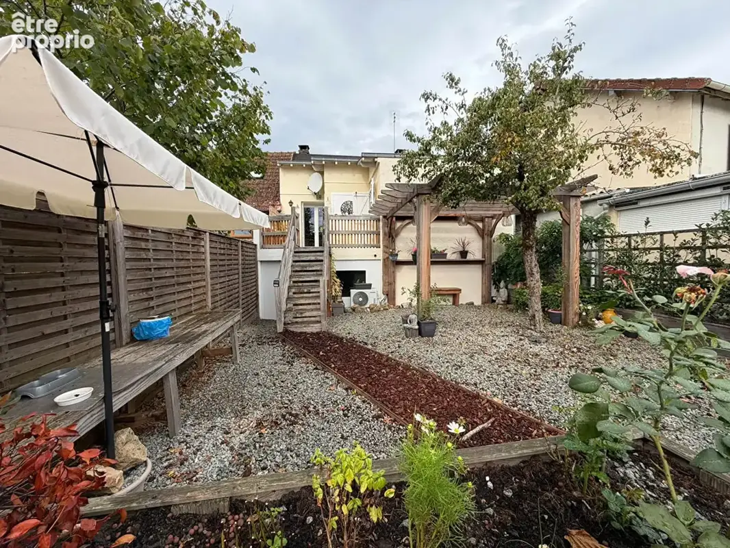 HAUTE VIENNE - Charmante Maison de Village Entièrement Rénovée - photo 12