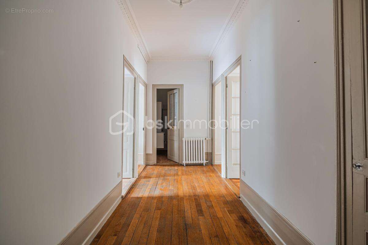 Appartement à AIX-LES-BAINS