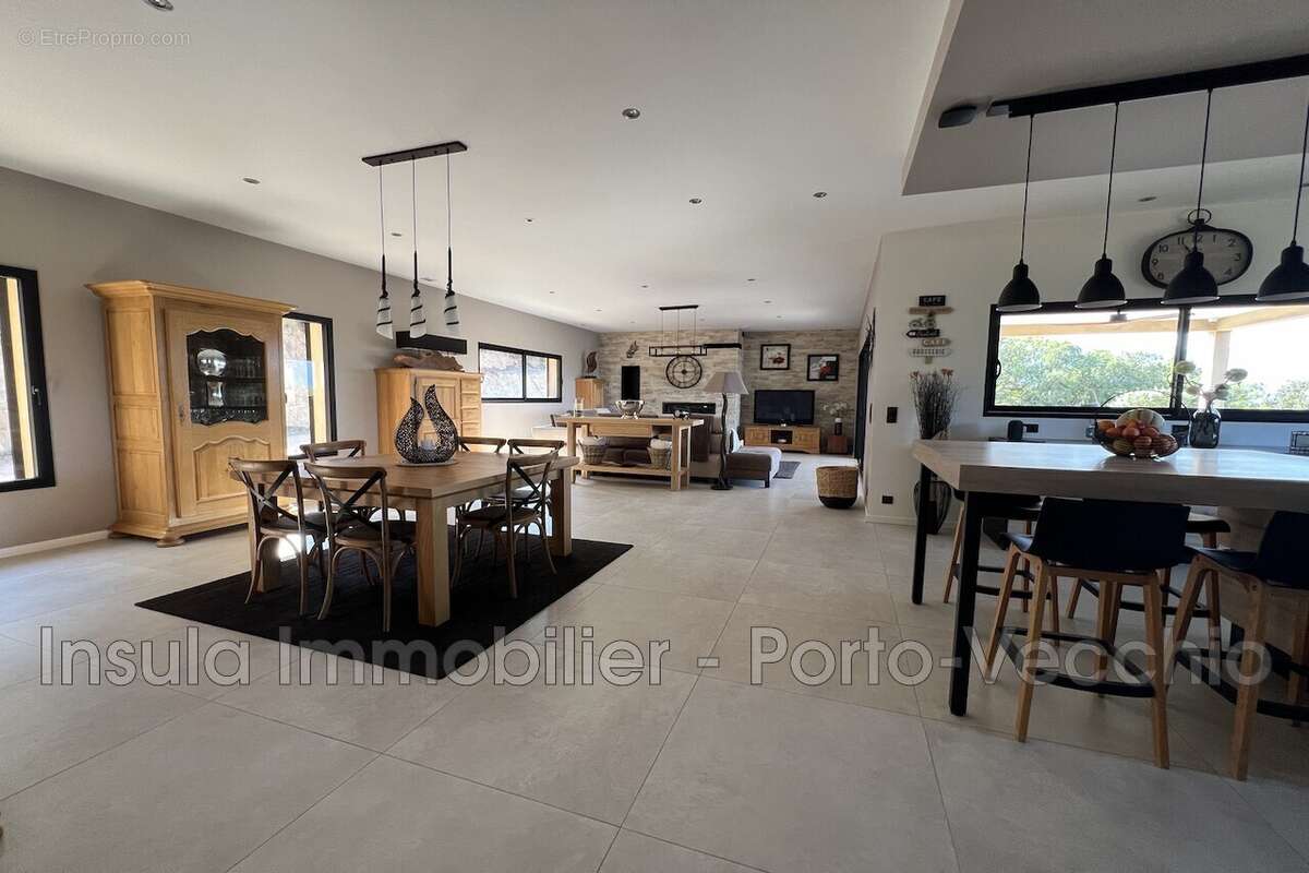 Maison 277 m² à Sotta  - photo 6