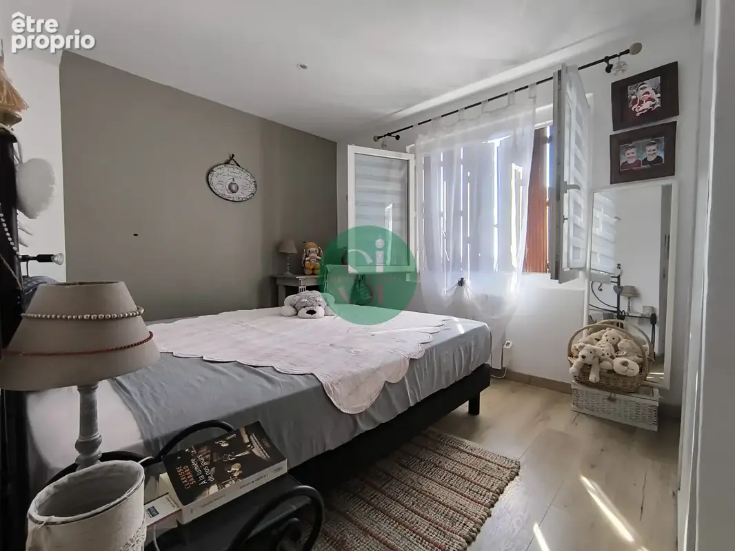 Six-fours-les-plages   appartement t3/4 traversant   1er et dernier étage - photo 12