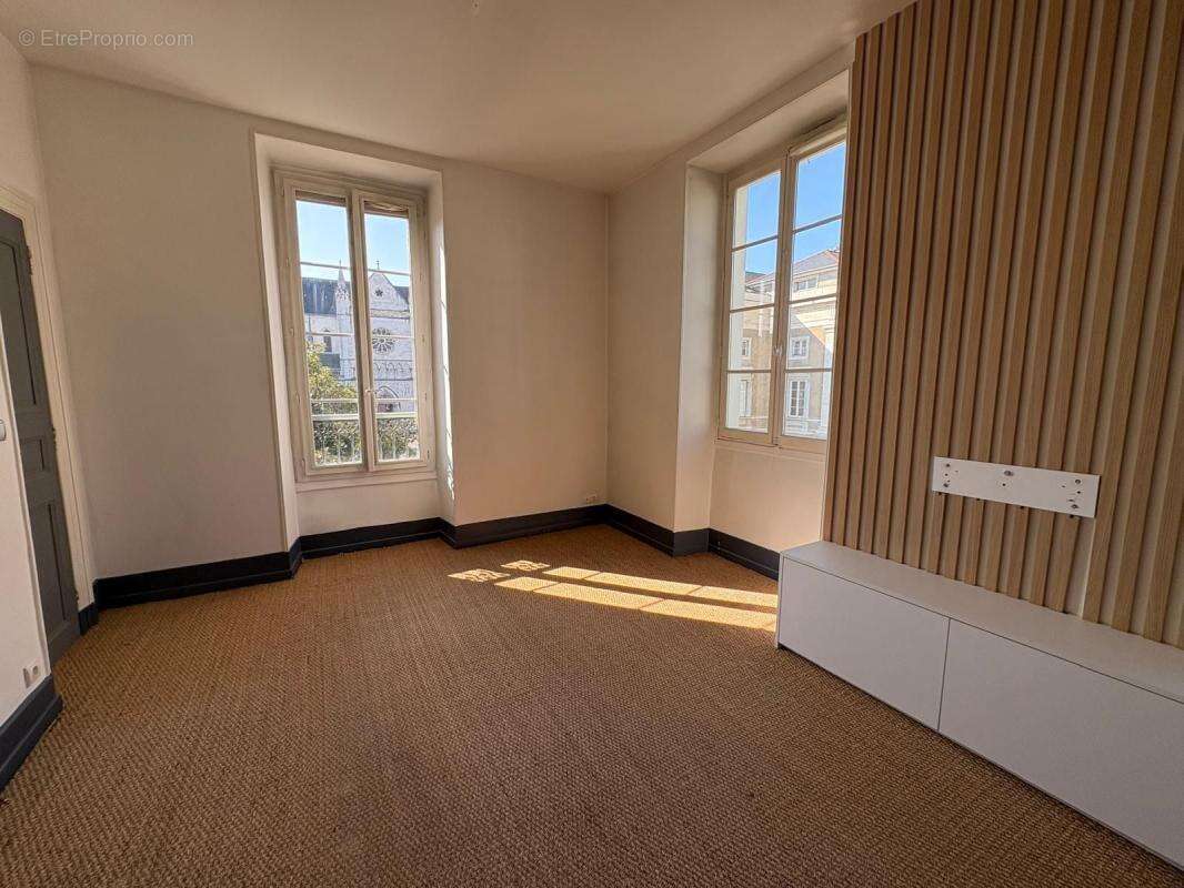 Appartement à PAU