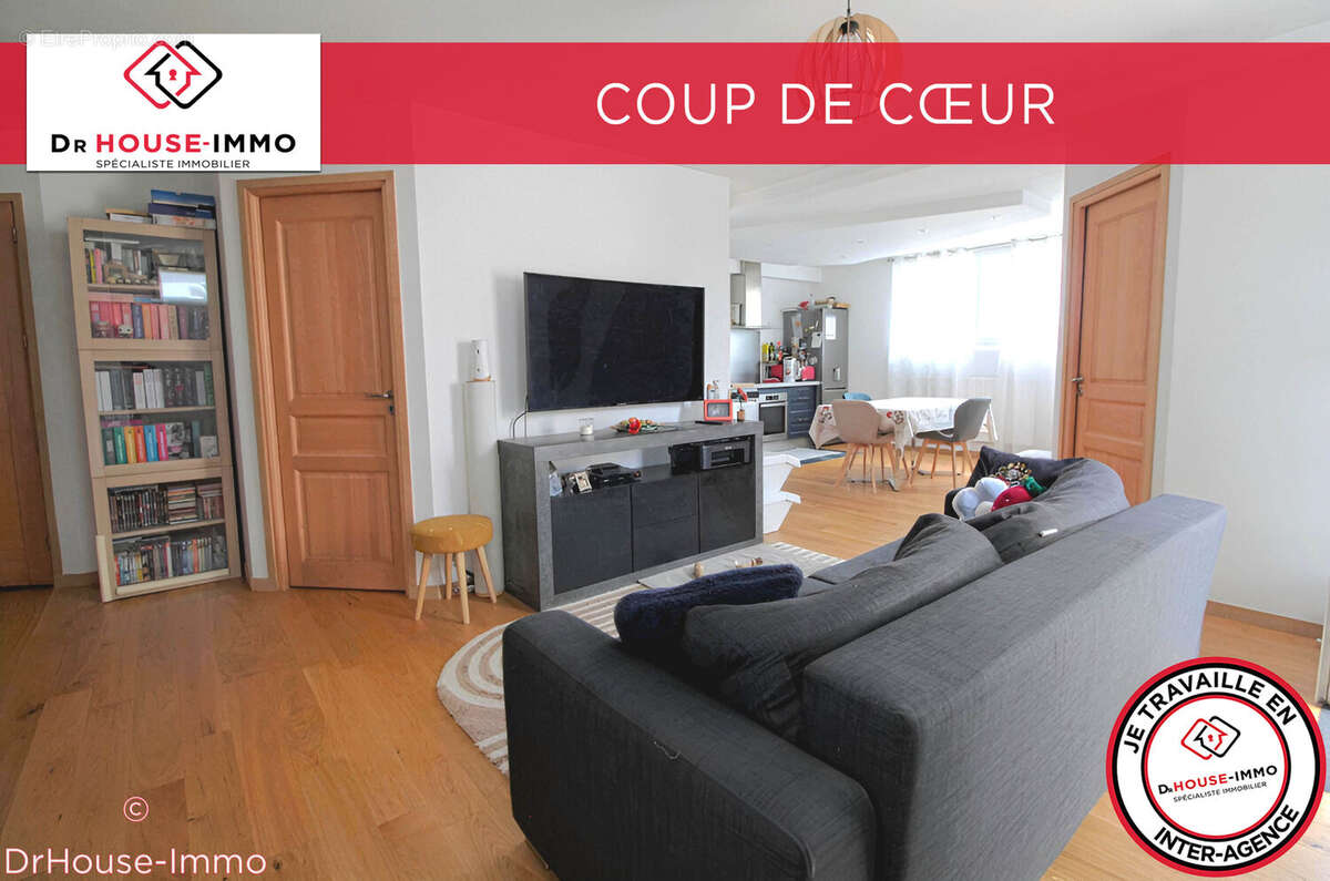 Appartement à FONTENAY-LE-FLEURY
