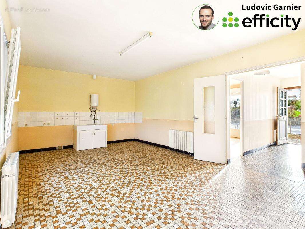 Maison à SAINT-HILAIRE-DU-HARCOUET