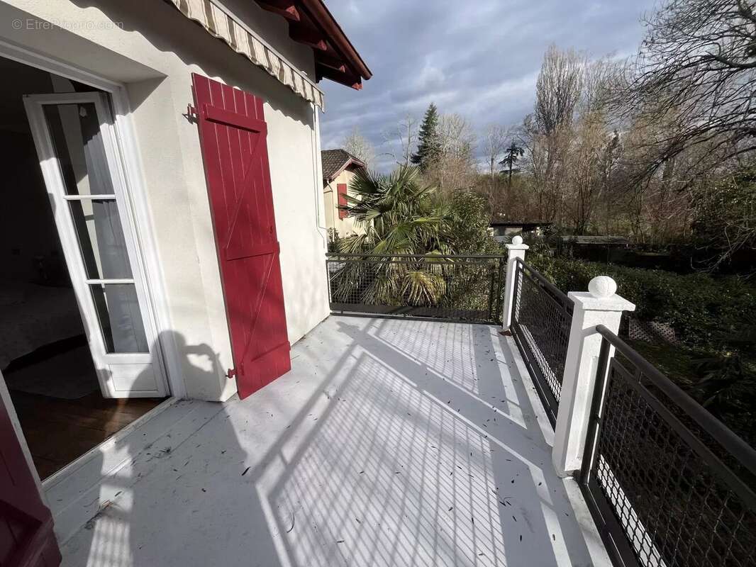 Maison à SALIES-DE-BEARN