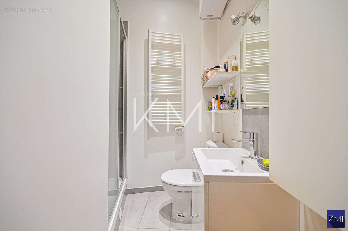 Appartement à PARIS-20E