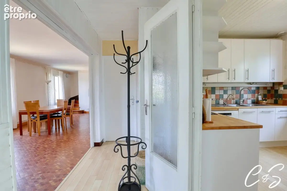 Maison 6 pièces 170 m² à vendre à Plomeur (29120) - photo 3
