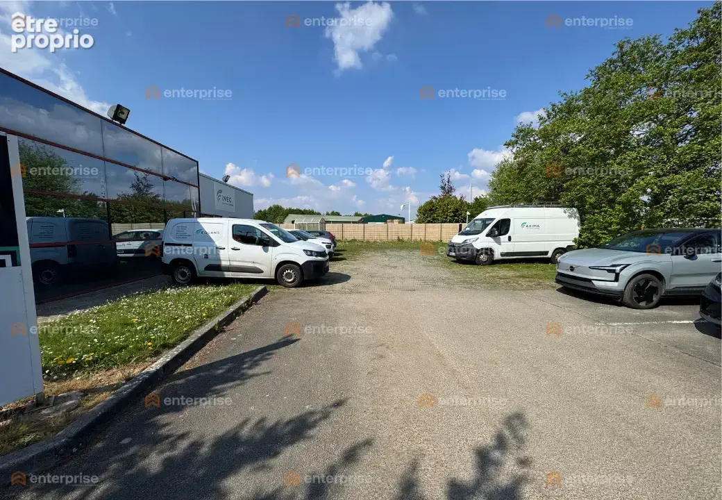 A vendre/investir - batiment d'activites - 3000m2 - avelin - - photo 4