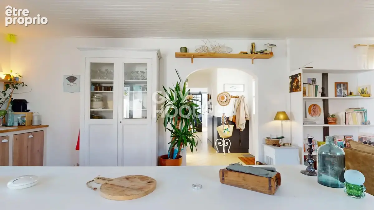À vendre - Maison  de plain-pied à 200 m du port - photo 4