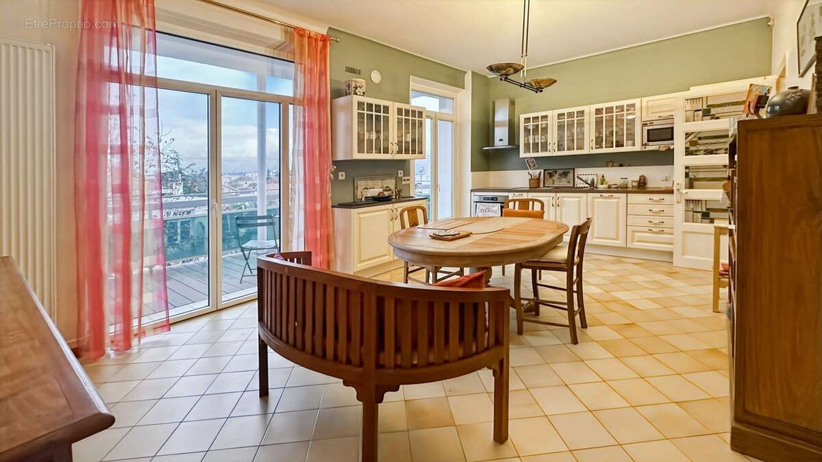 Appartement à VALENCE