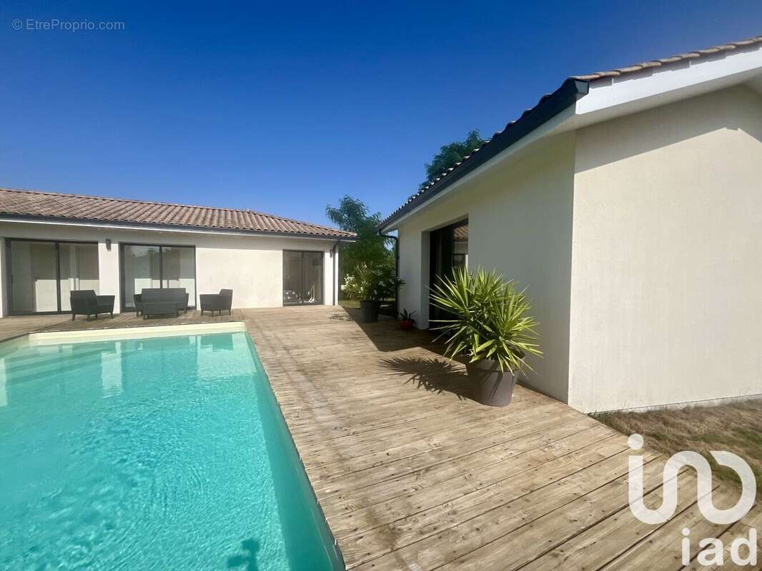 Photo 4 - Maison à SALLES