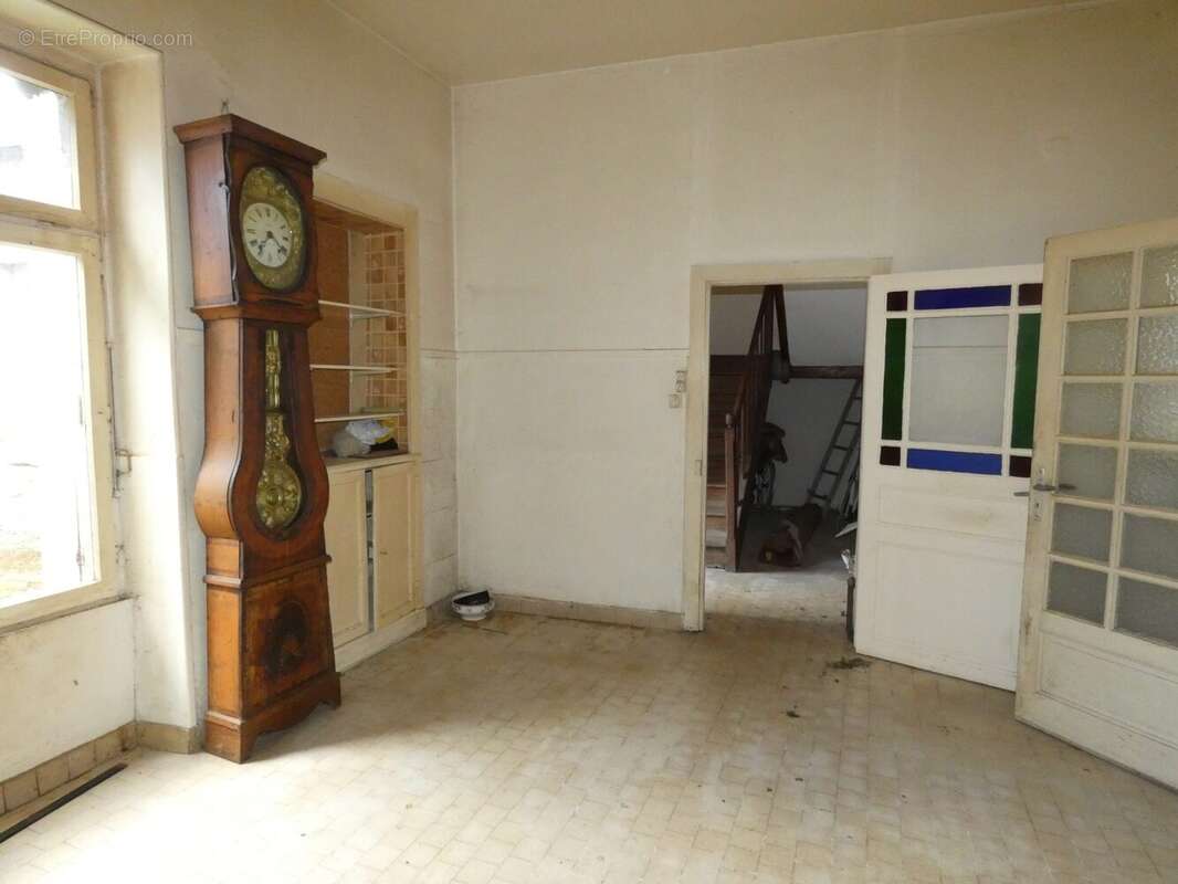 Maison à AHUN
