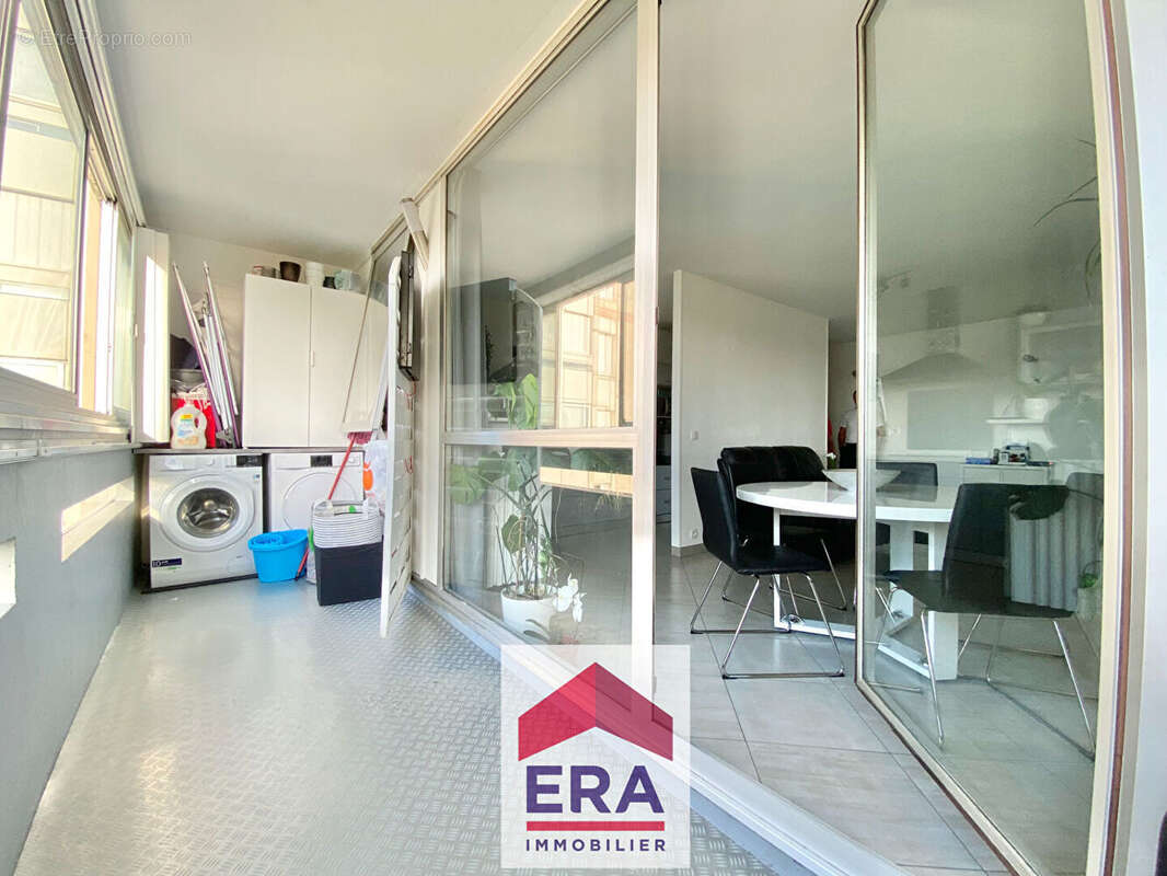 Appartement à SARTROUVILLE